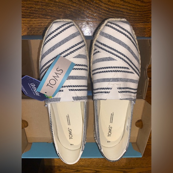 TOMS Alpargata Rope Natural Global Stripe Size 9 BNIB - Picture 2 of 7